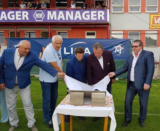 II. liga – Liptovský Mikuláš prezimuje na druhej priečke, prezident Mikušiak: Tréner spoločne s hráčmi namiešal kvalitný drink