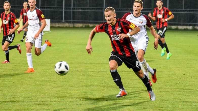 SLOVNAFT CUP: TRNAVA ZVÍŤAZILA V PODBREZOVEJ A POSTÚPILA DO JARNÉHO ŠTVRŤFINÁLE