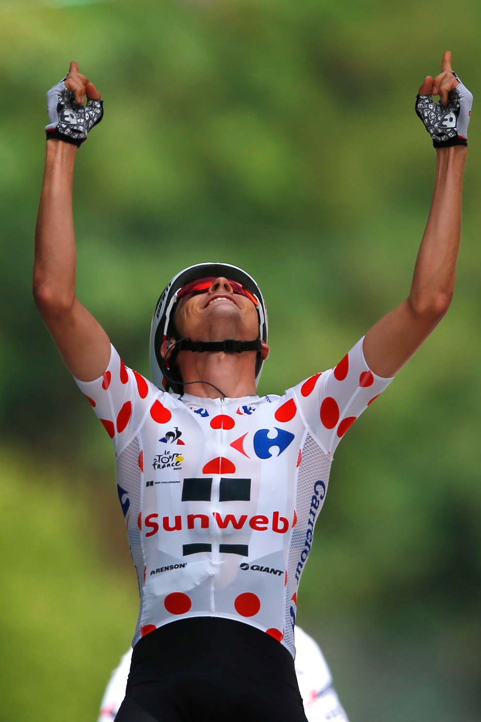 Vlani získal bodkovaný dres na Tour de France domáci Warren Barguil.