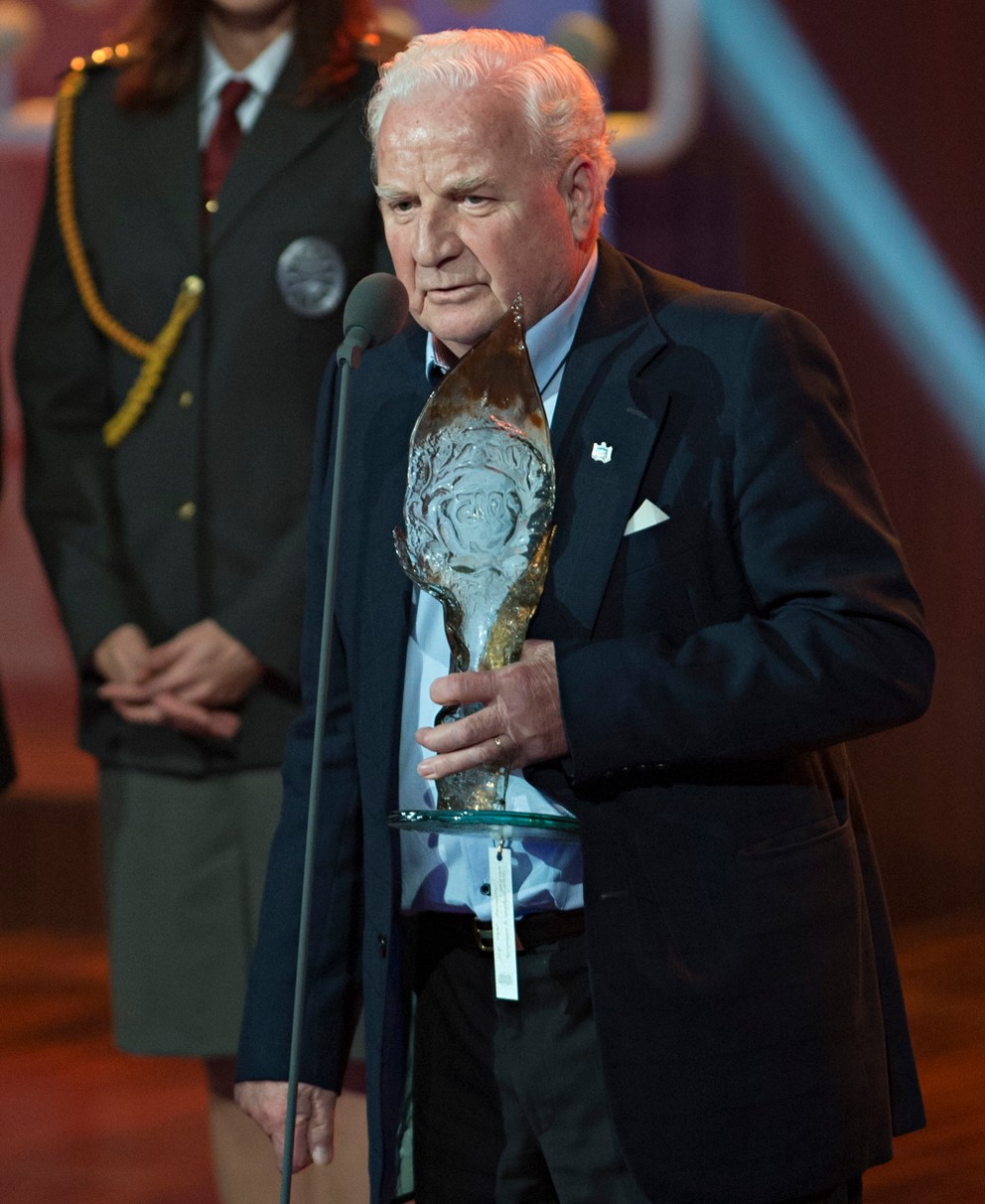 V roku 2015 vyhlásili Karola Divína v Bratislave za športovú legendu