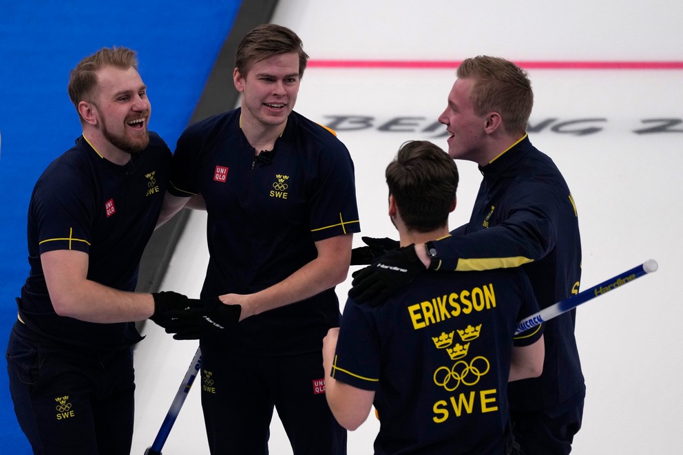 Reprezentanti Švédska v curlingu triumfovali na ZOH v Pekingu 2022. 