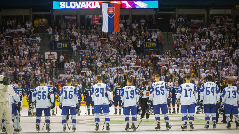 Slovenskí reprezentanti počas MS v hokeji 2019.