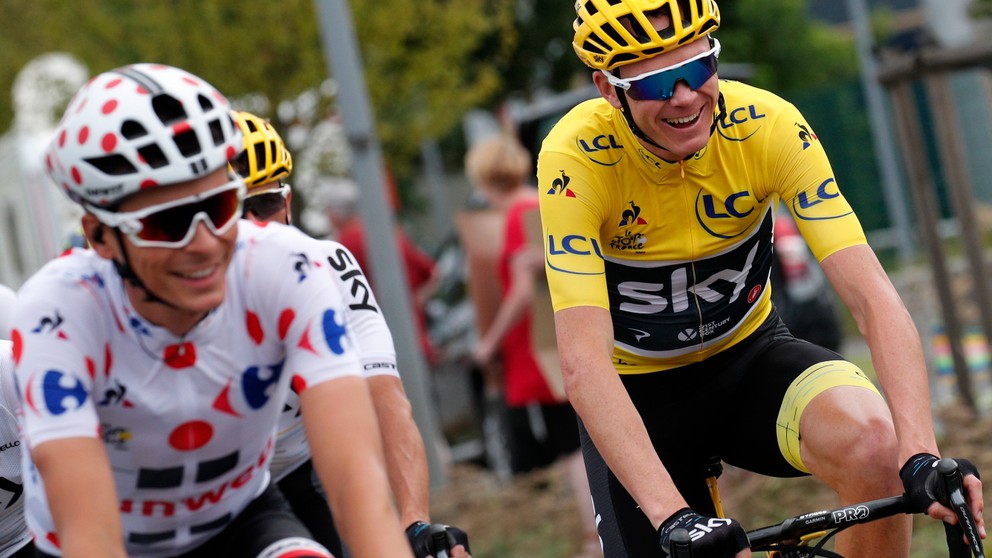 Chris Froome (vpravo) vyhral Tour de France, hoci nebol taký silný ako v minulosti. Naopak, Warren Barguil (vľavo) svojimi výkonmi v horách prekvapil.