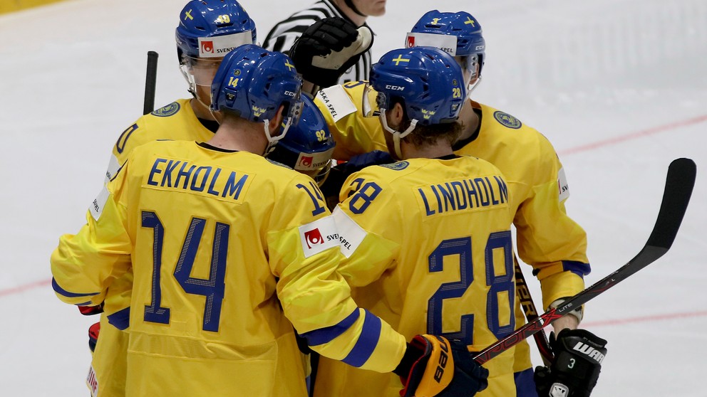 Radosť švédskych reprezentantov v zápase Švédsko - Rakúsko v zápase MS v hokeji 2019 Švédsko - Rakúsko.