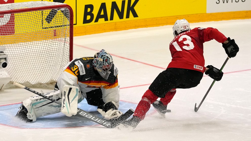 Zápas Nemecko - Švajčiarsko na MS v hokeji 2022.